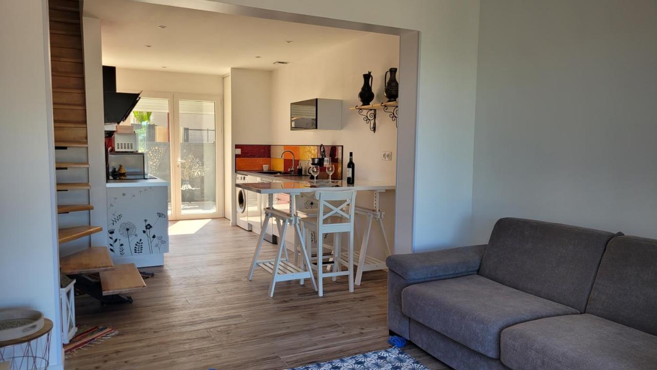 Gîte Du Soleil Maison lumineuse avec terrasse solarium parking privé Sorède Extérieur photo